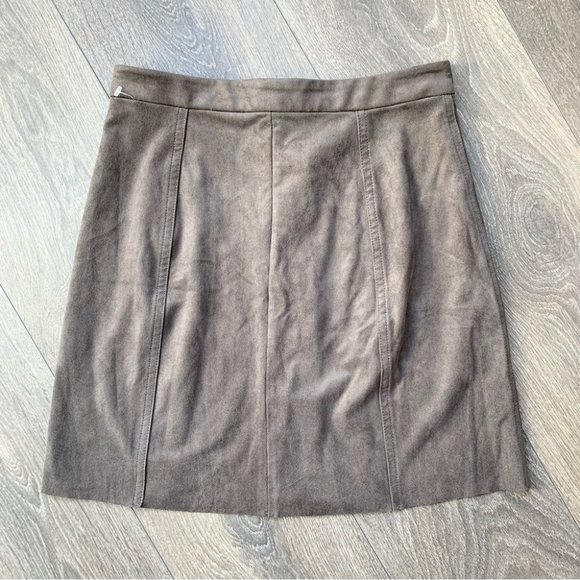 Aritzia Wilfred Free Centinela Mini Skirt Faux Suede Button Grey Size 6 - Picture 11 of 12